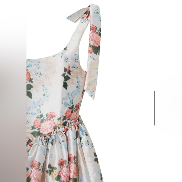 Louise New York Marie Dress in Floral Brocade - Picture 4 of 11
